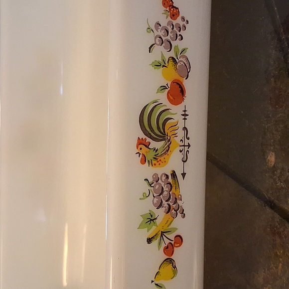 VINTAGE FIRE KING ROOSTER DISH - Picture 2 of 2